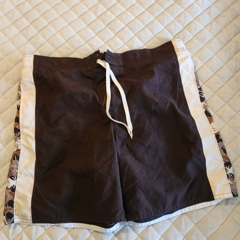 Men's Breakwater Swim Trunks